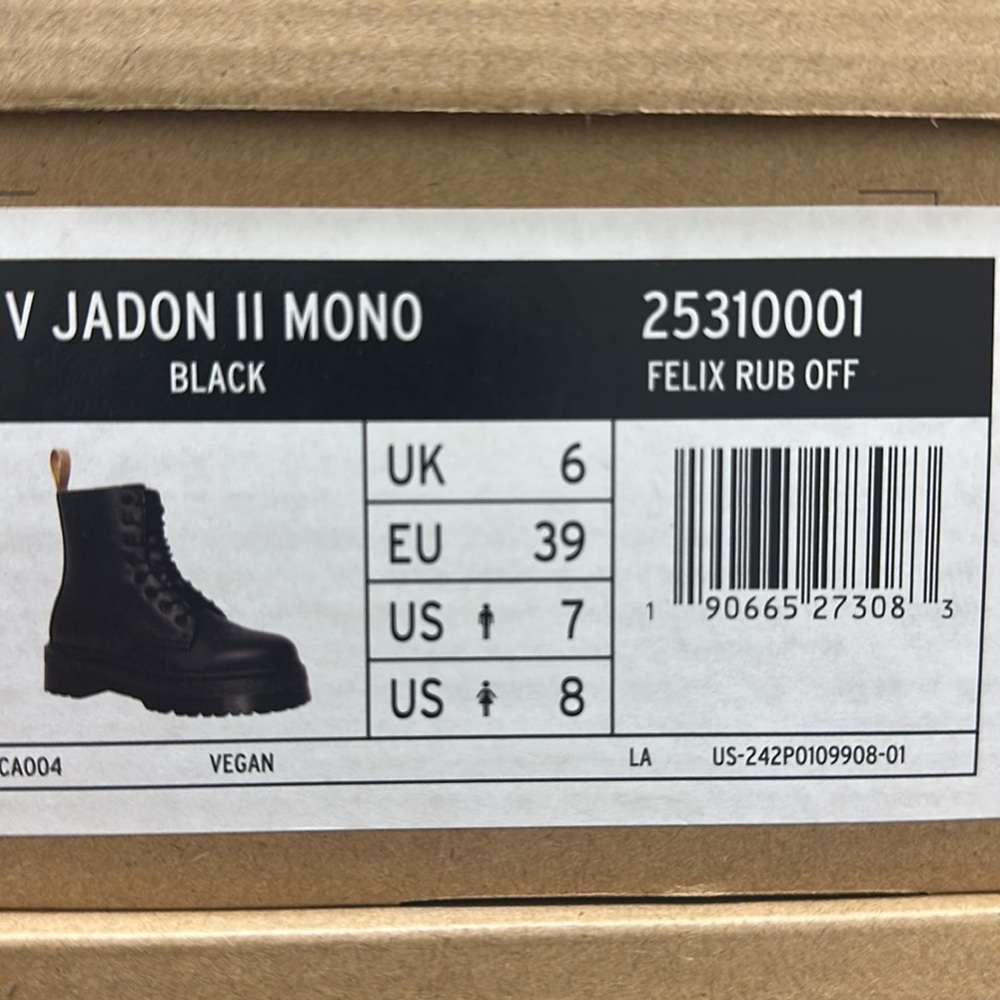 dr martens Vegan Jadon II Mono Boots - Picture 8 of 8